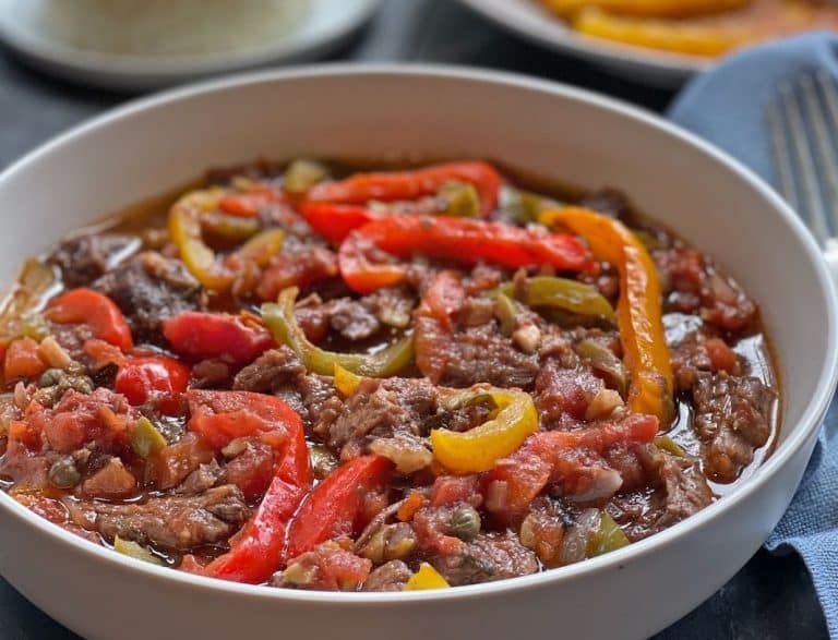 Ana’s Ropa Vieja with Muchos Spices and Red Wine – Familia Kitchen