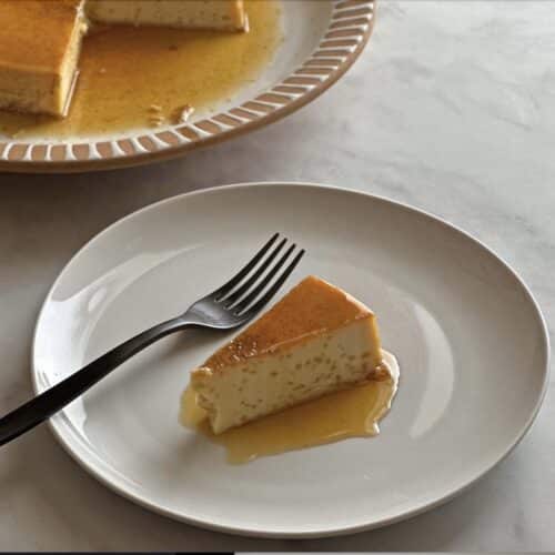 Lisa's Flan from Panama, our Recipe Contest Winner – Familia Kitchen