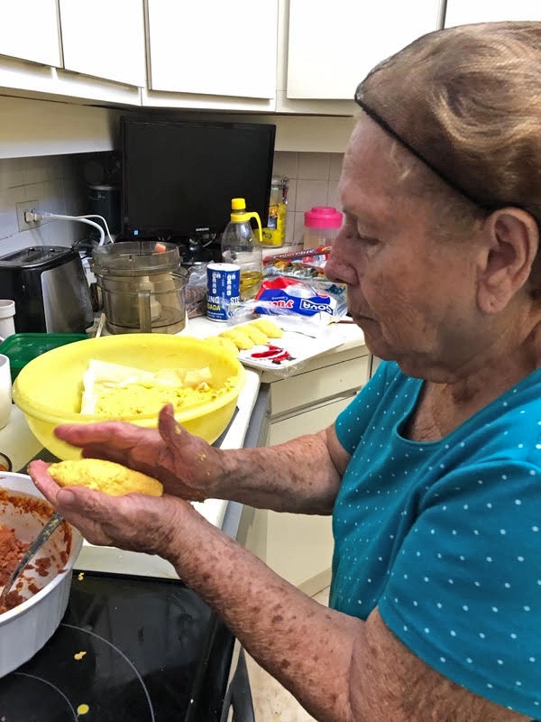 making alcapurrias