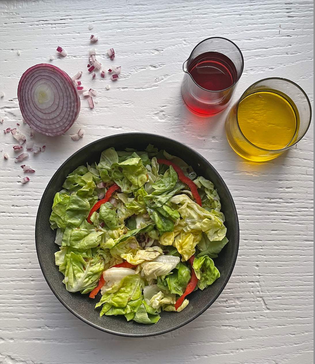 Green Salad with Red Wine Vinaigrette - The Seasoned Mom