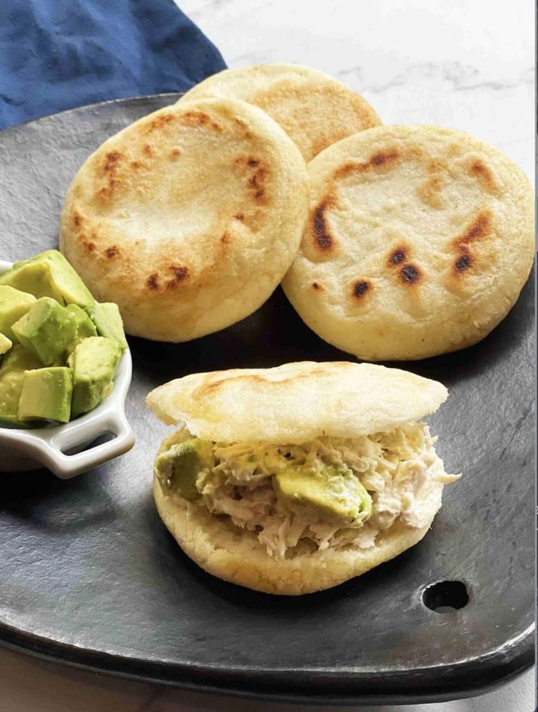 reina pepiada arepa