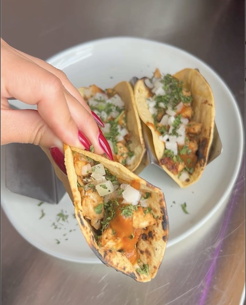 Vivi's Easy Weeknight Chicken Tacos, Taco Tuesday MVP – Familia